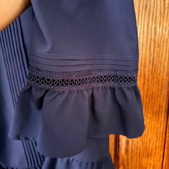 Blue top - Picture 3 of 5